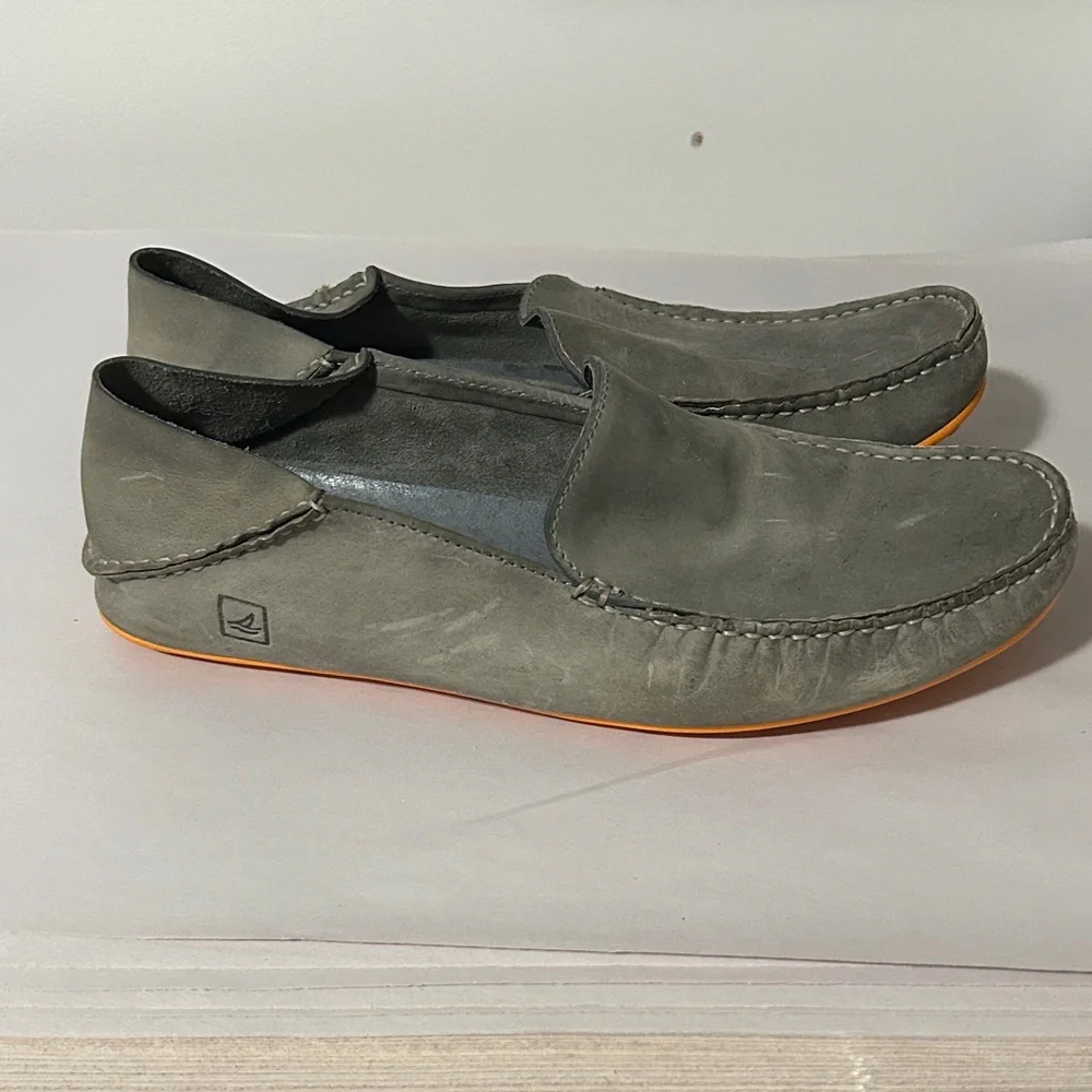 Sperry Men's Gray and Orange Loafers size 10.5‎